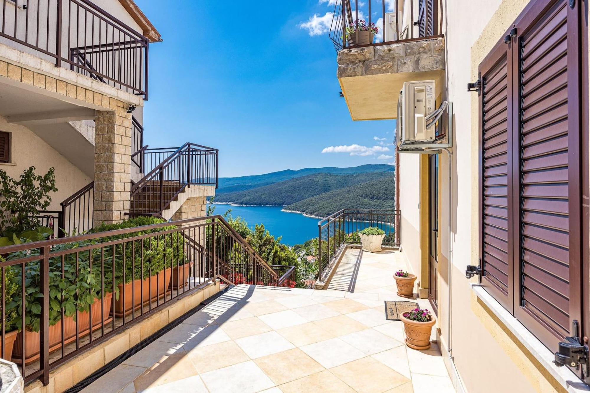 Apartments Lady M Rabac Kültér fotó